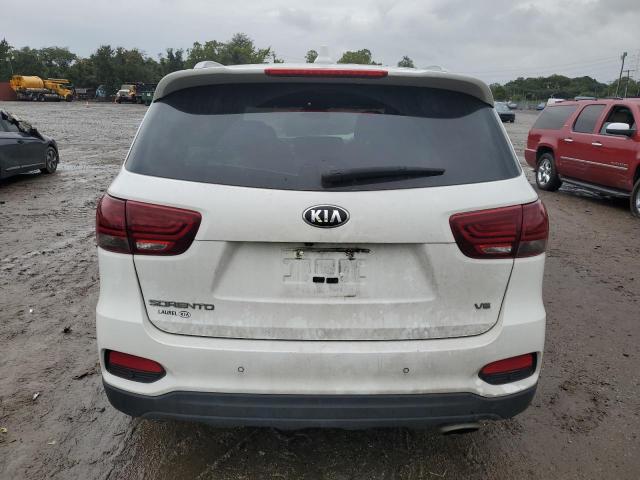 5XYPGDA59KG535675 - 2019 KIA SORENTO LX WHITE photo 6