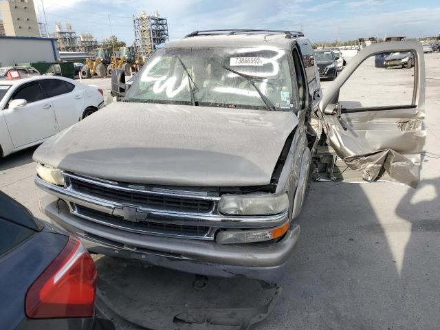 3GNGC26U22G207765 - 2002 CHEVROLET SUBURBAN C2500 BROWN photo 5