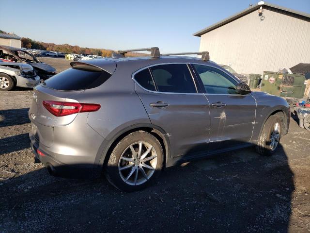 ZASFAKBN8J7B67296 - 2018 ALFA ROMEO STELVIO TI GRAY photo 3