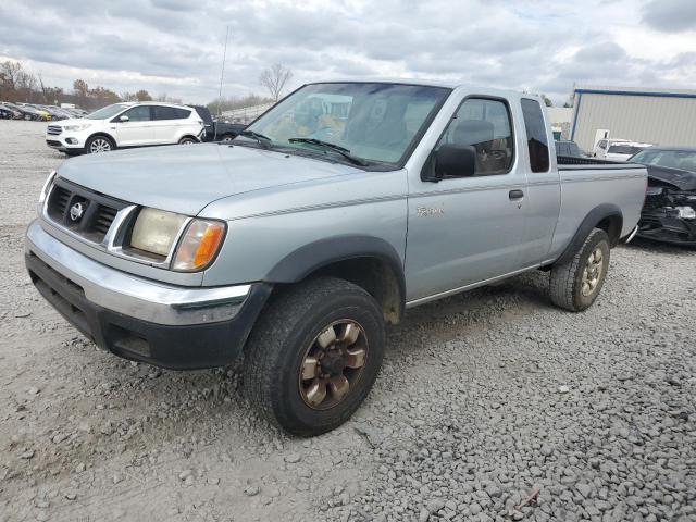 1N6ED26Y2YC424029 - 2000 NISSAN FRONTIER KING CAB XE SILVER photo 1