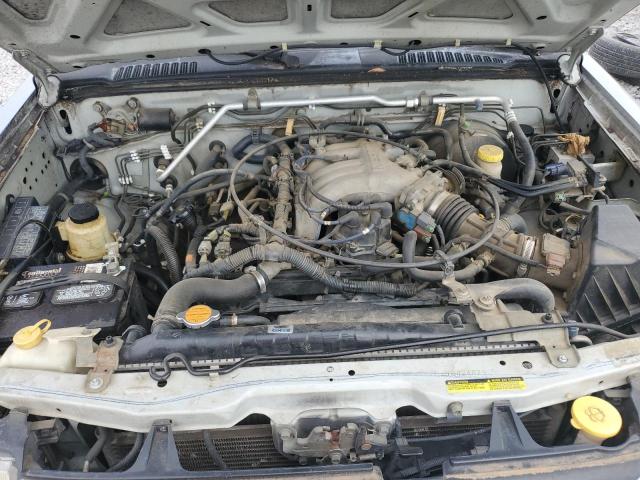 1N6ED26Y2YC424029 - 2000 NISSAN FRONTIER KING CAB XE SILVER photo 11