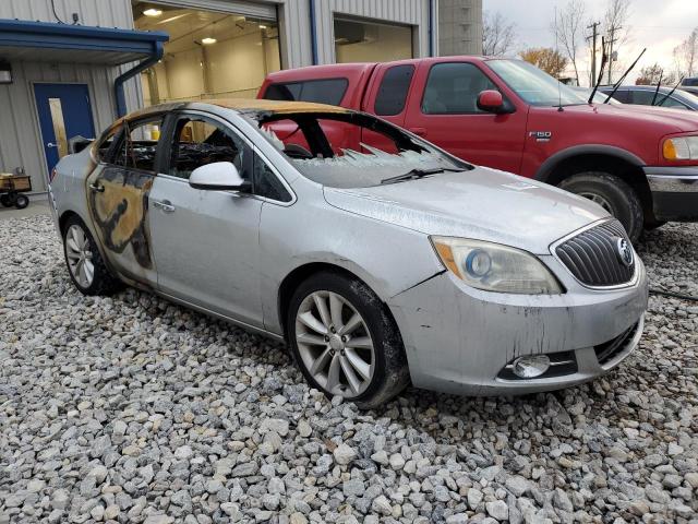 1G4PS5SK9D4190458 - 2013 BUICK VERANO SILVER photo 4