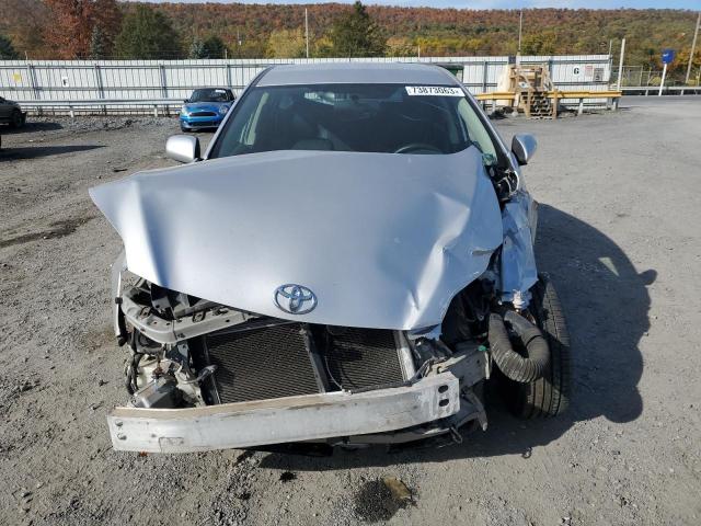 2T1KU40E69C126270 - 2009 TOYOTA MATRIX 银色 照片 5