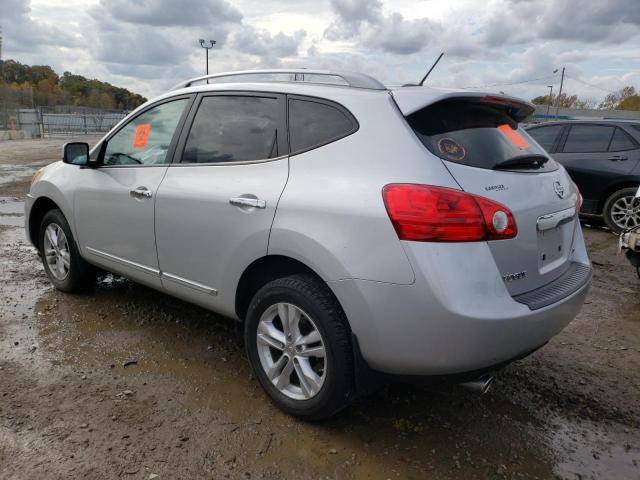 JN8AS5MVXDW650785 - 2013 NISSAN ROGUE S SILVER photo 2