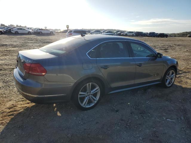 1VWBT7A30FC048488 - 2015 VOLKSWAGEN PASSAT SE GRAY photo 3