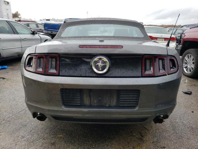 1ZVBP8EM1D5219411 - 2013 FORD MUSTANG GRAY photo 6