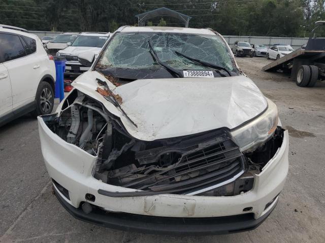 5TDKKRFHXFS109625 - 2015 TOYOTA HIGHLANDER XLE WHITE photo 5