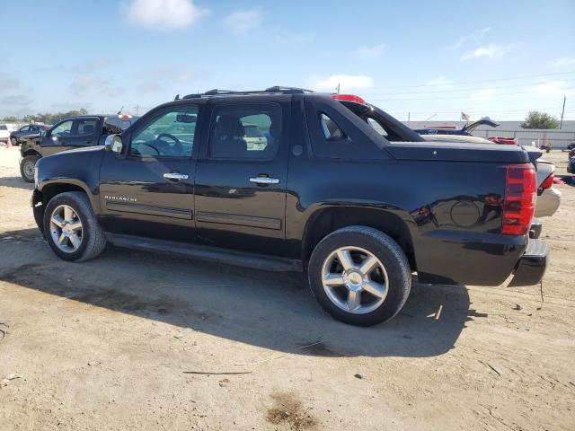 3GNTKFE76DG322585 - 2013 CHEVROLET AVALANCHE LT BLACK photo 2