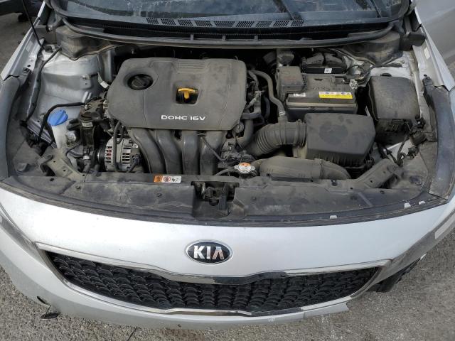 3KPFK4A70HE114445 - 2017 KIA FORTE LX SILVER photo 11