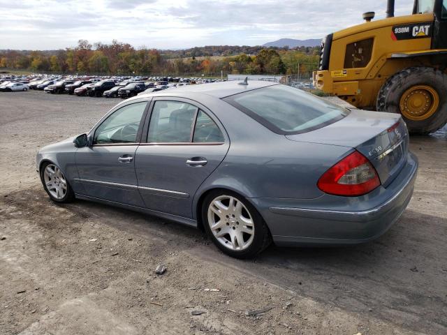 WDBUF90X67X213181 - 2007 MERCEDES-BENZ E 550 4MATIC BLUE photo 2