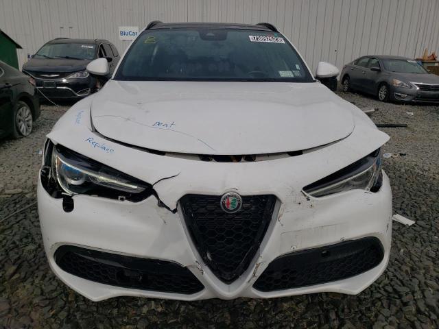 ZASPAKBN2N7D26937 - 2022 ALFA ROMEO STELVIO TI WHITE photo 5