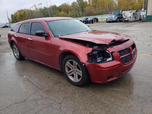 2D8FV48V95H570537 - 2005 DODGE MAGNUM SXT RED photo 4