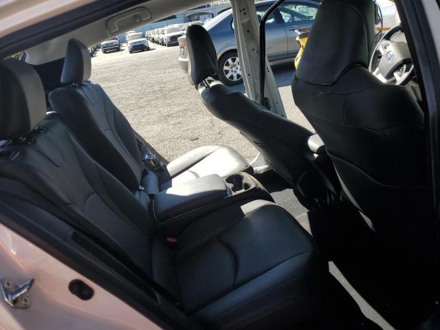 JTDKARFP6K3113628 - 2019 TOYOTA PRIUS PRIM WHITE photo 10
