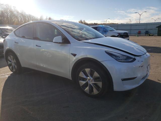 5YJYGDEE1MF101159 - 2021 TESLA MODEL Y WHITE photo 4