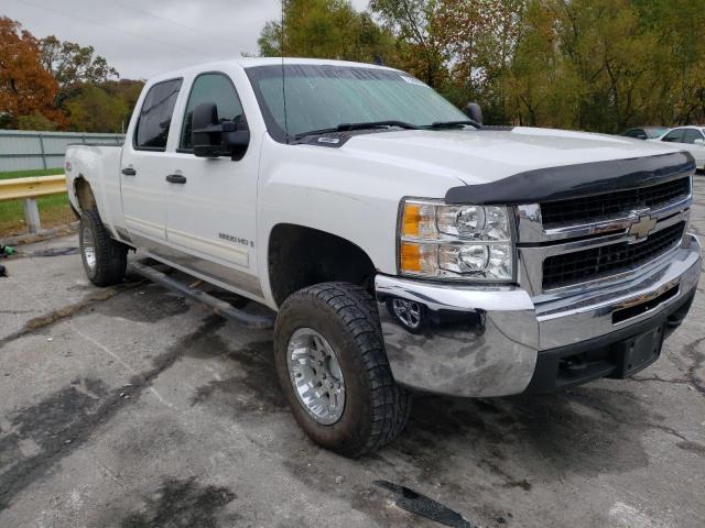 1GCHK53K99F186249 - 2009 CHEVROLET SILVERADO K2500 HEAVY DUTY LT WHITE photo 4