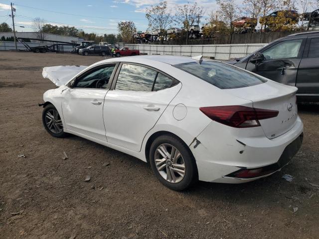 5NPD84LF6KH403620 - 2019 HYUNDAI ELANTRA SEL WHITE photo 2