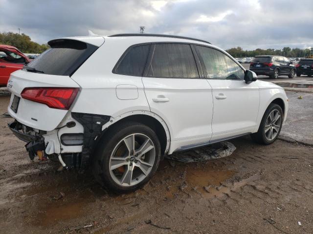 WA1CNAFY5K2031392 - 2019 AUDI Q5 PRESTIGE WHITE photo 3