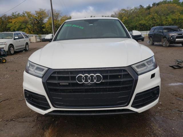 WA1CNAFY5K2031392 - 2019 AUDI Q5 PRESTIGE WHITE photo 5