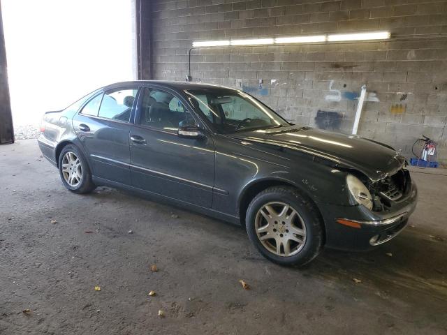 WDBUF82J74X114822 - 2004 MERCEDES-BENZ E 320 4MATIC GRAY photo 4