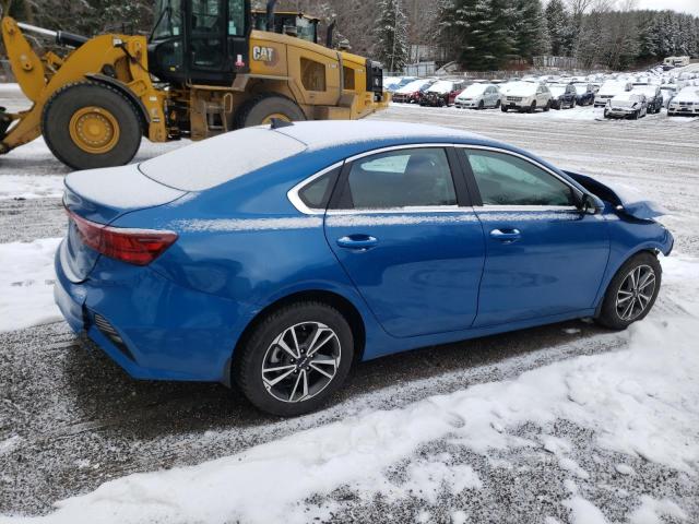 3KPF34AD8NE522156 - 2022 KIA FORTE GT LINE BLUE photo 3