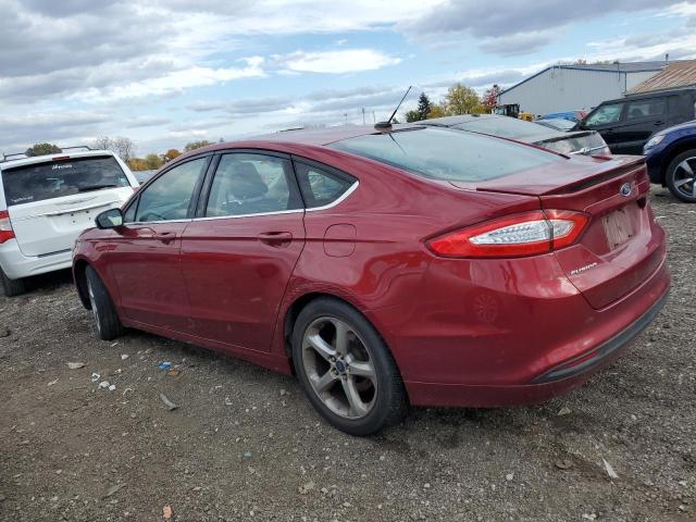 3FA6P0H73FR209139 - 2015 FORD FUSION SE RED photo 2