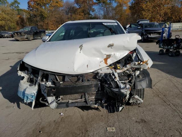 4T4BF1FK5CR266134 - 2012 TOYOTA CAMRY 4D 2 BASE WHITE photo 5