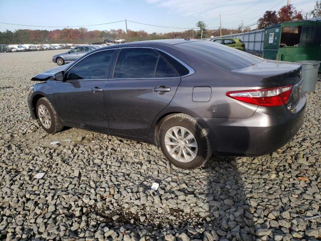 4T1BF1FK5FU484833 - 2015 TOYOTA CAMRY LE GRAY photo 2