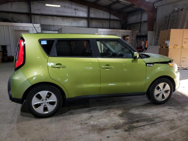 KNDJN2A27F7758466 - 2015 KIA SOUL GREEN photo 3