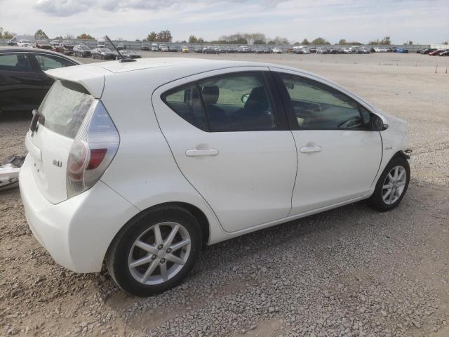 JTDKDTB30D1051441 - 2013 TOYOTA PRIUS C WHITE photo 3