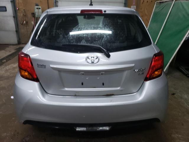 VNKKTUD34GA070088 - 2016 TOYOTA YARIS L SILVER photo 6