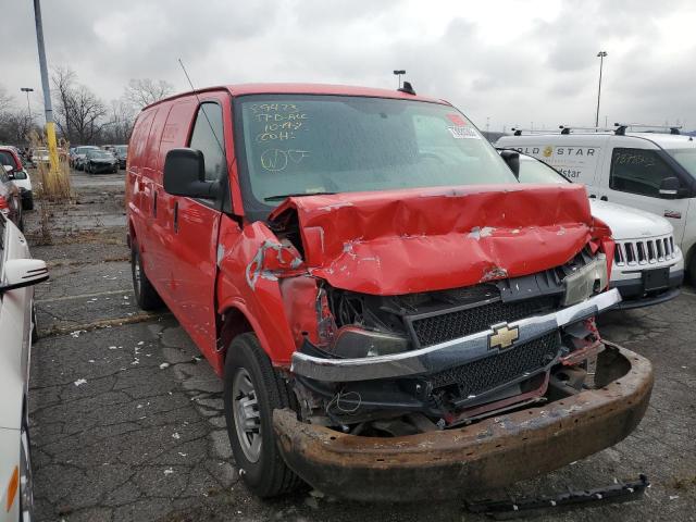 1GCWGAFP2J1239934 - 2018 CHEVROLET EXPRESS G2 RED photo 4