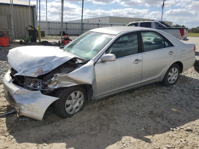 4T1BE32K32U567045 - 2002 TOYOTA CAMRY LE SILVER photo 1