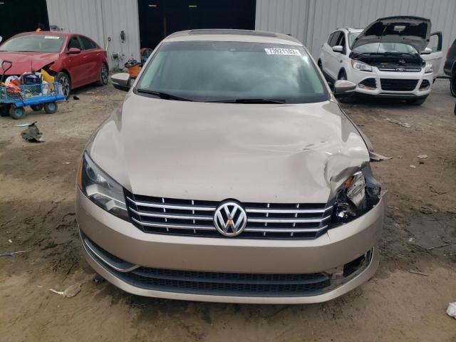 1VWBV7A3XFC012978 - 2015 VOLKSWAGEN PASSAT SE TAN photo 5