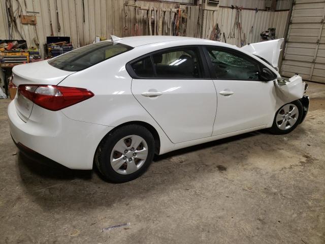 KNAFX4A68G5497129 - 2016 KIA FORTE LX WHITE photo 3