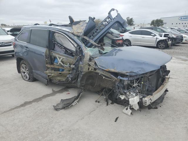 5TDJKRFH0ES065080 - 2014 TOYOTA HIGHLANDER XLE BLUE photo 4