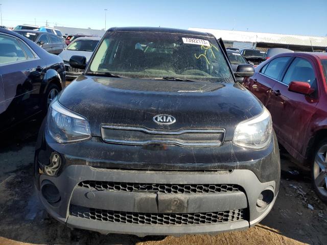 KNDJN2A27K7665702 - 2019 KIA SOUL BLACK photo 5