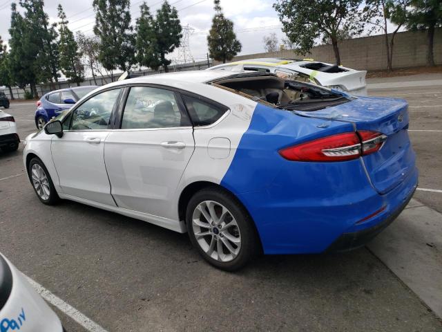 3FA6P0LU0LR213853 - 2020 FORD FUSION SE WHITE photo 2