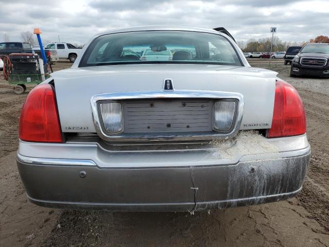 1LNHM83W64Y677739 - 2004 LINCOLN TOWN CAR ULTIMATE SILVER photo 6