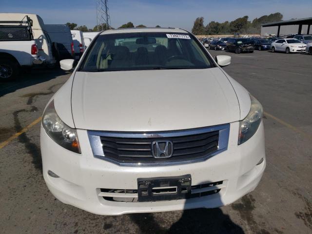 1HGCP3F84AA002256 - 2010 HONDA ACCORD EXL WHITE photo 5