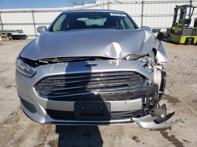 1FA6P0HD2E5363249 - 2014 FORD FUSION SE SILVER photo 5