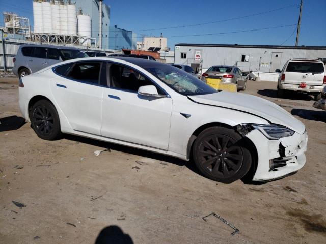 5YJSA1E27JF293615 - 2018 TESLA MODEL S WHITE photo 4