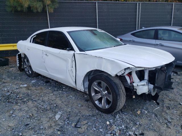 2C3CDXBGXGH155668 - 2016 DODGE CHARGER SE WHITE photo 4