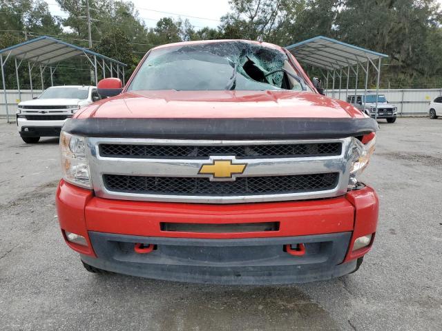 1GCRKTE30BZ404811 - 2011 CHEVROLET SILVERADO K1500 LTZ RED photo 5