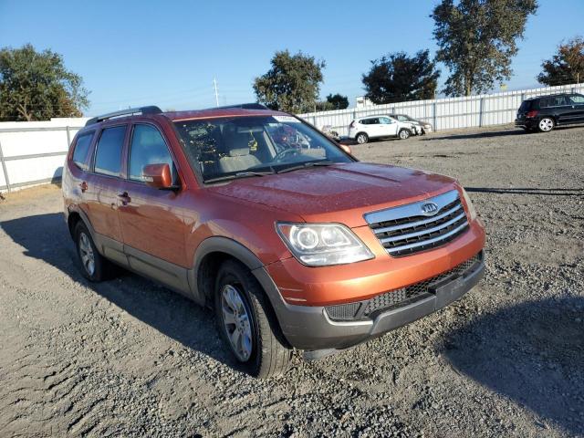 KNDJJ741X85008134 - 2008 KIA BORREGO LX ORANGE photo 4