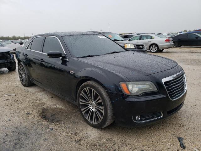 2C3CCAJT7CH238399 - 2012 CHRYSLER 300 S BLACK photo 4