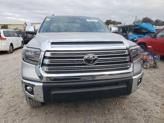 5TFHY5F10JX680144 - 2018 TOYOTA TUNDRA CREWMAX LIMITED SILVER photo 5