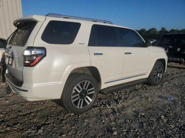 JTEKU5JR6P6181339 - 2023 TOYOTA 4RUNNER LIMITED WHITE photo 3