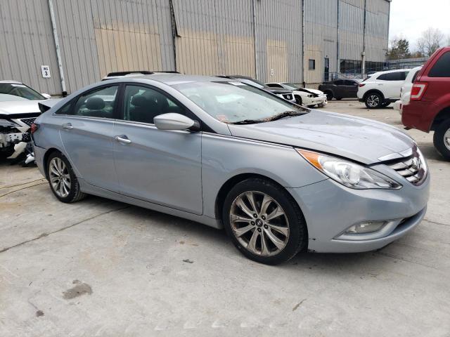 5NPEC4AC2CH482040 - 2012 HYUNDAI SONATA SE GRAY photo 4