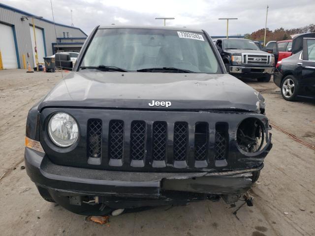 1C4NJRFB0HD100927 - 2017 JEEP PATRIOT LATITUDE BLACK photo 5