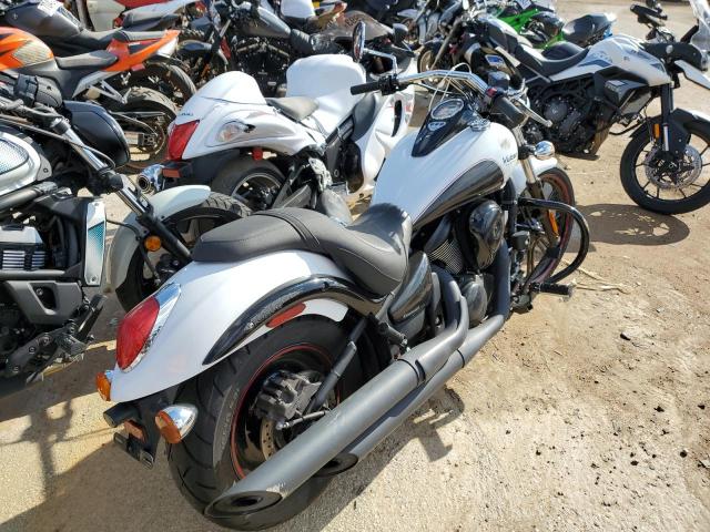 JKAVN2C11GA065090 - 2016 KAWASAKI VN900 C WHITE photo 4